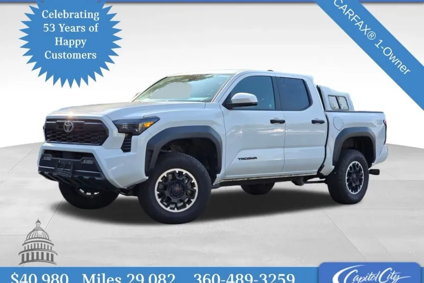 2024 Toyota Tacoma TRD Off-Road photo 1