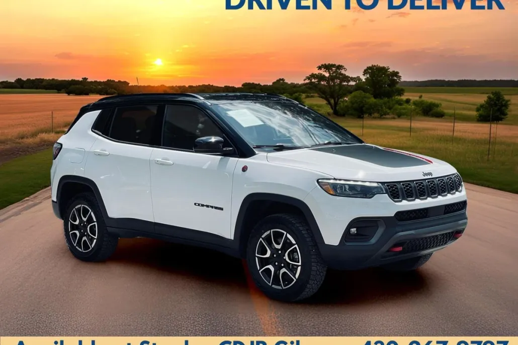 2024 Jeep Compass Trailhawk photo 1