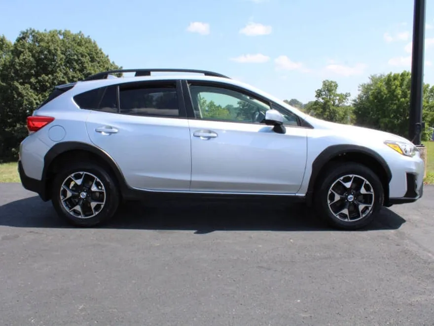 2018 Subaru Crosstrek 2.0i Premium photo 1