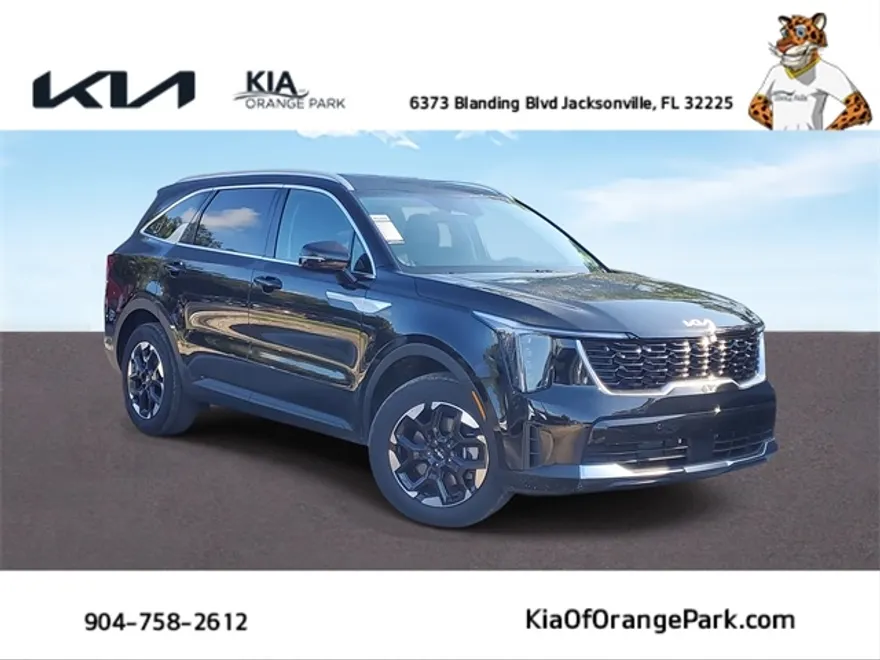 2025 Kia Sorento S photo 1