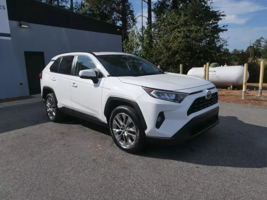 2019 Toyota RAV4 XLE Premium Sport photo 1