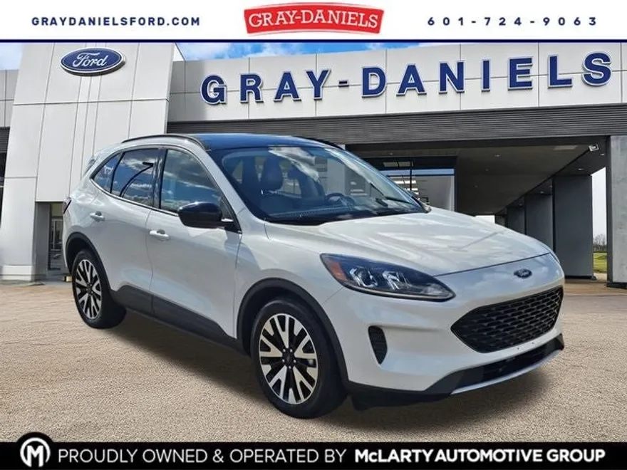 2020 Ford Escape SE Sport Hybrid photo 1