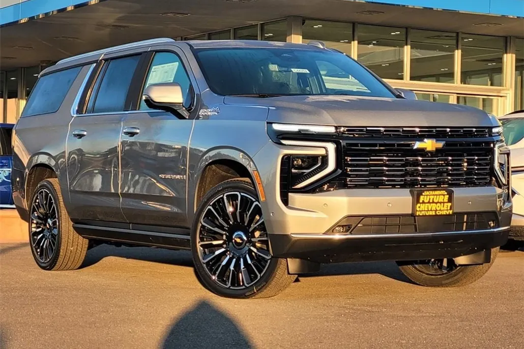 2025 Chevrolet Suburban High Country photo 1