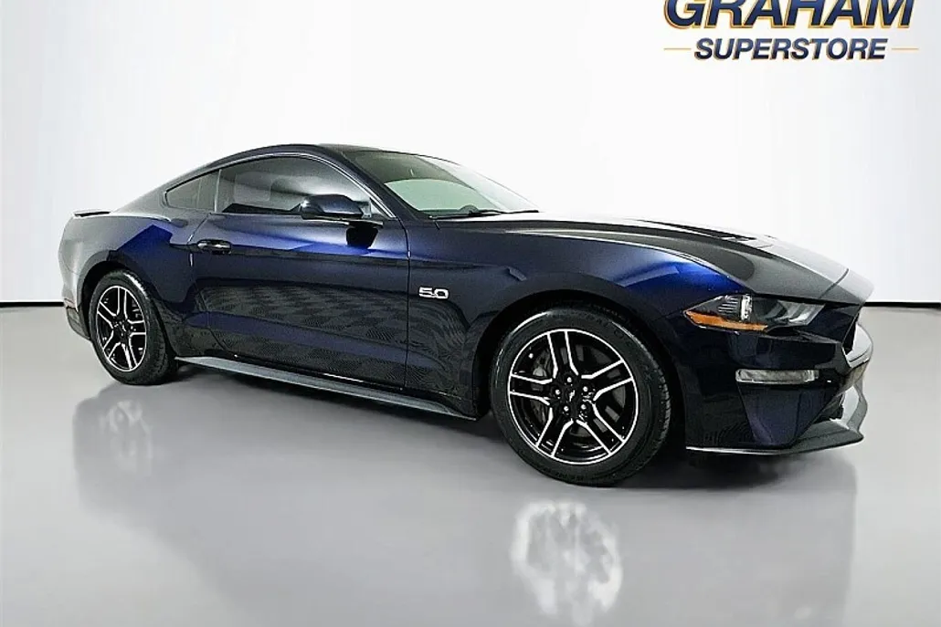 2021 Ford Mustang GT photo 1