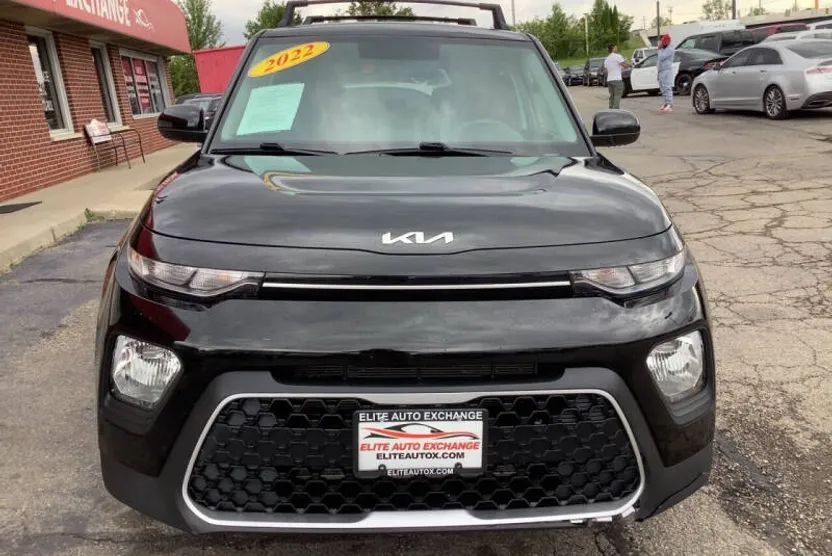 2022 Kia Soul LX S X-Line photo 1
