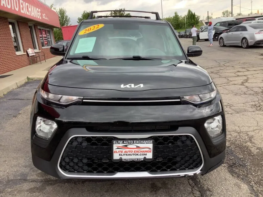 2022 Kia Soul LX S X-Line photo 1