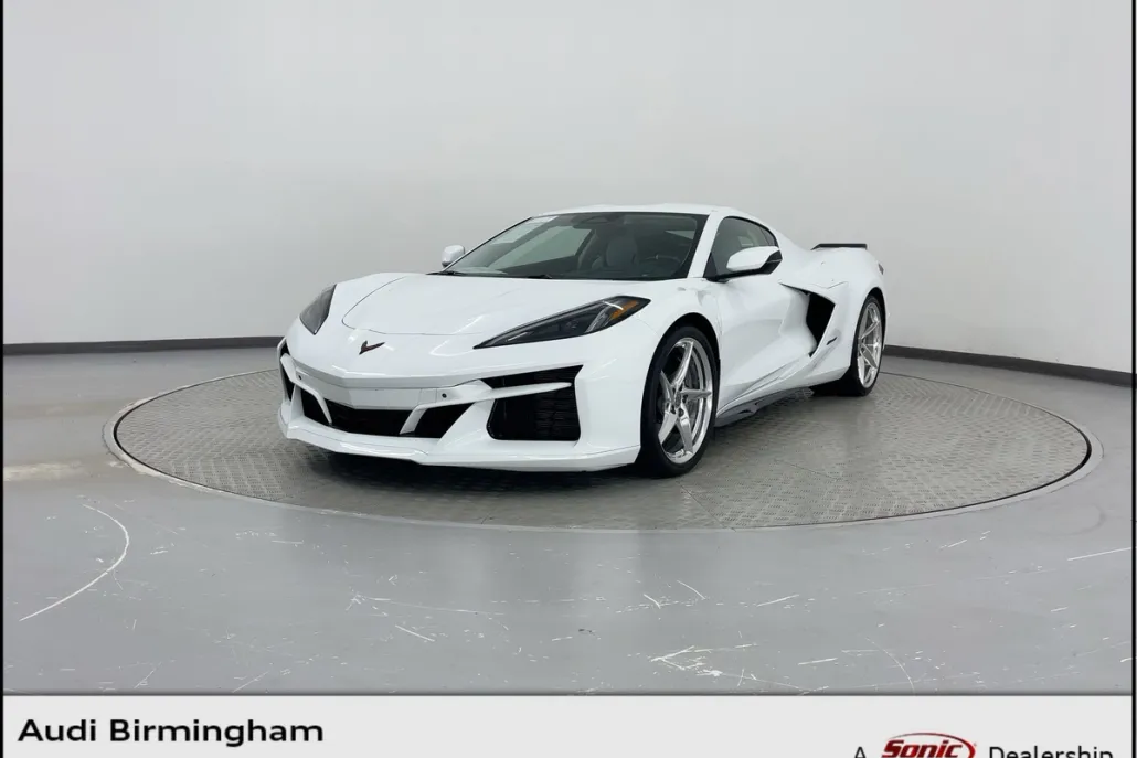 2024 Chevrolet Corvette Stingray 3LZ Coupe photo 1