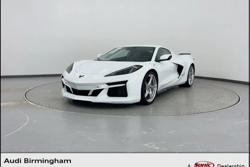 2024 Chevrolet Corvette Stingray 3LZ Coupe photo 1