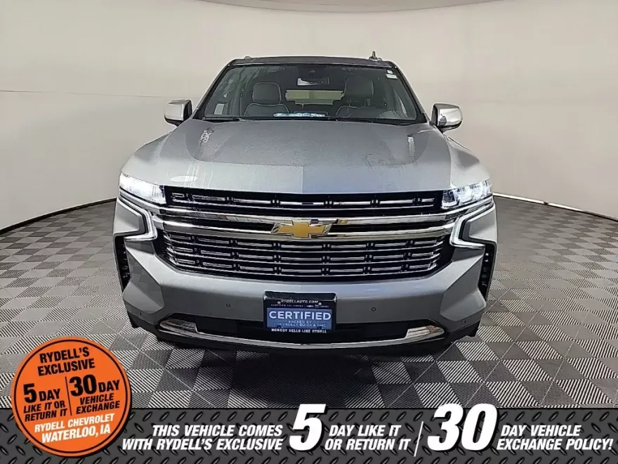 2023 Chevrolet Suburban Premier photo 1