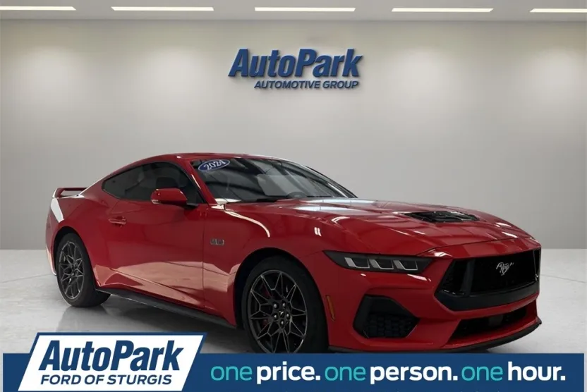2024 Ford Mustang GT photo 1