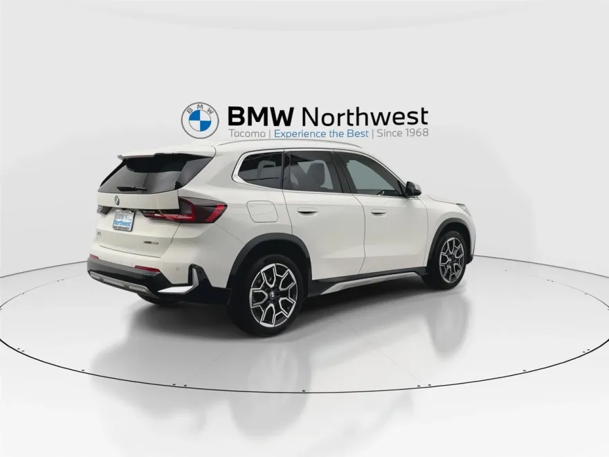 2023 Bmw X1 XDrive28i photo 1