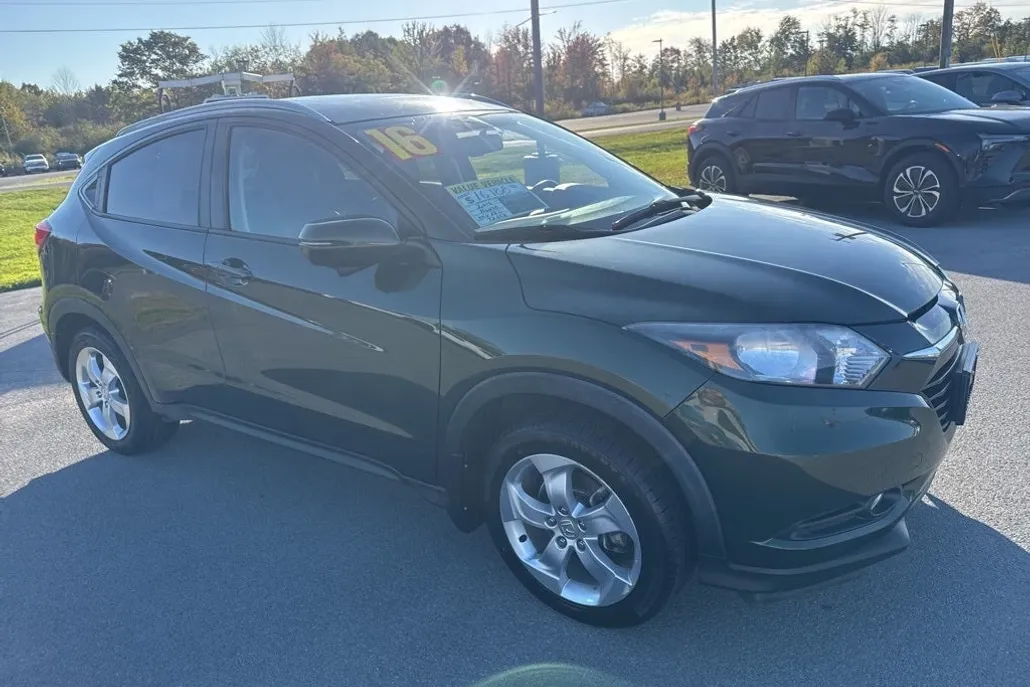 2016 Honda HR-V EX-L photo 1
