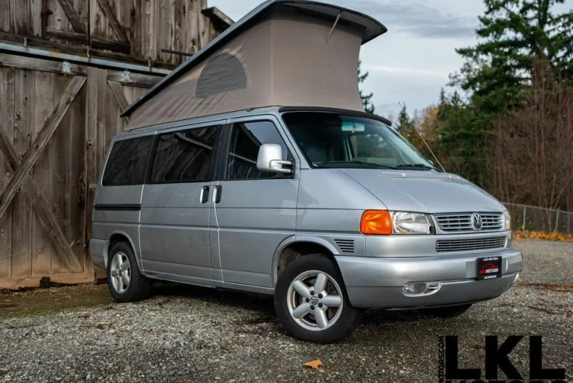 2003 Volkswagen EuroVan MV Weekender photo 1
