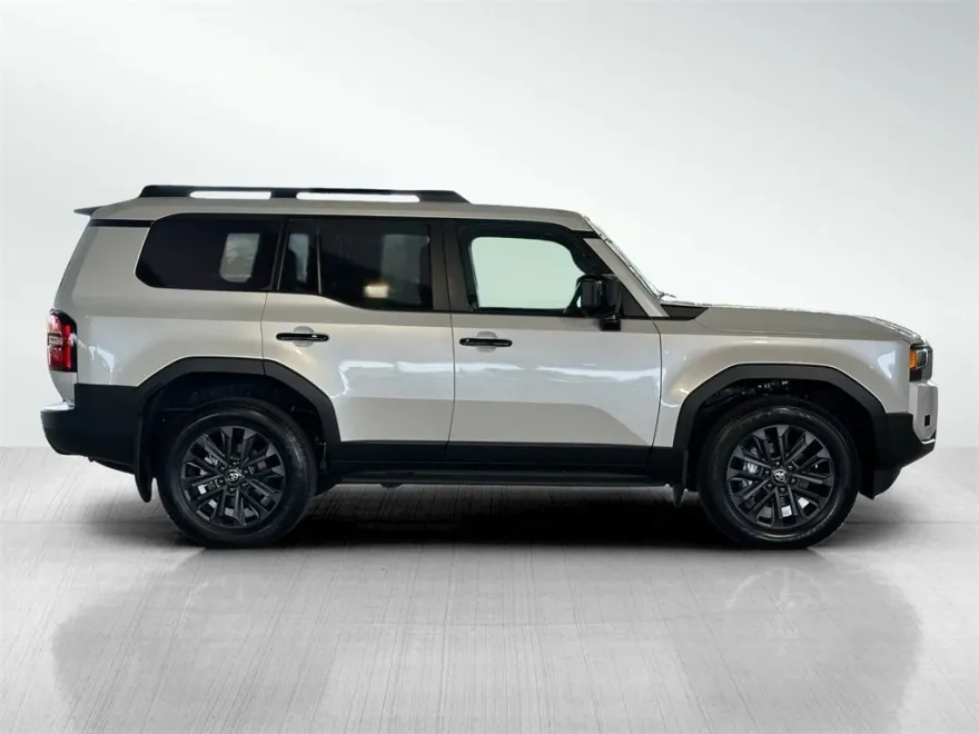 2024 Toyota Land Cruiser Base photo 1