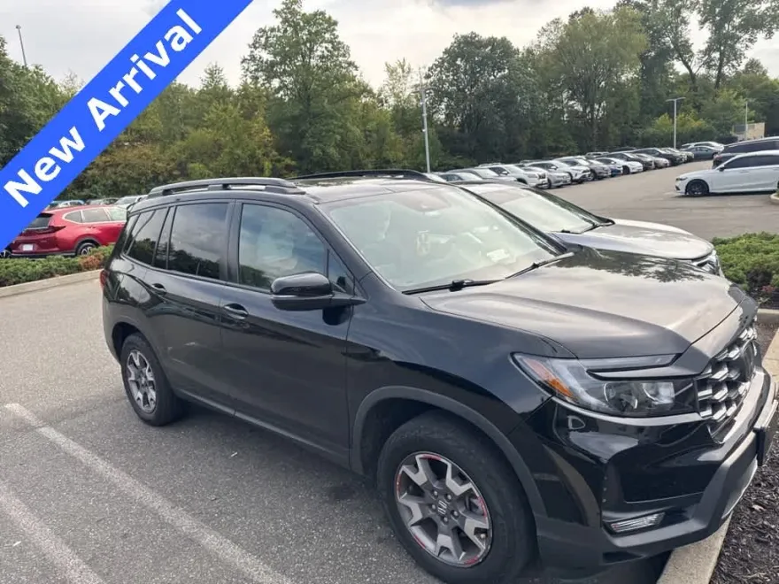 2023 Honda Passport TrailSport photo 1