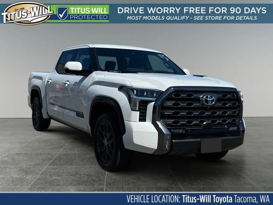 2023 Toyota Tundra Platinum CrewMax photo 1