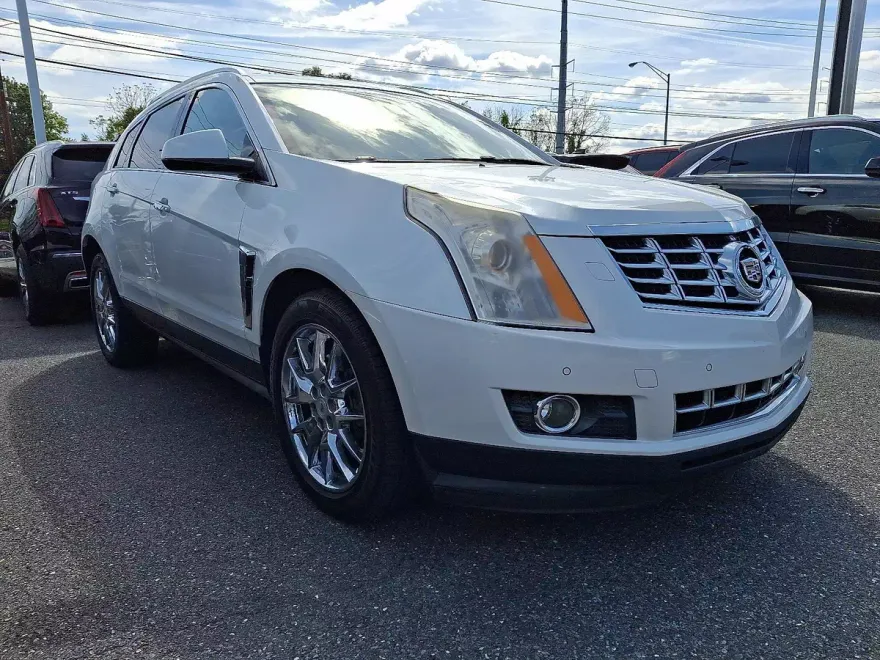 2014 Cadillac SRX Performance photo 1