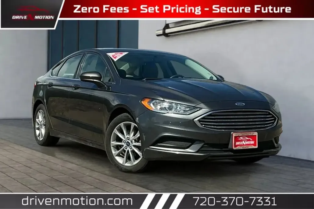2017 Ford Fusion SE photo 1