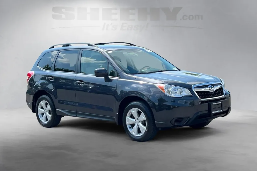 2016 Subaru Forester 2.5i Premium photo 1