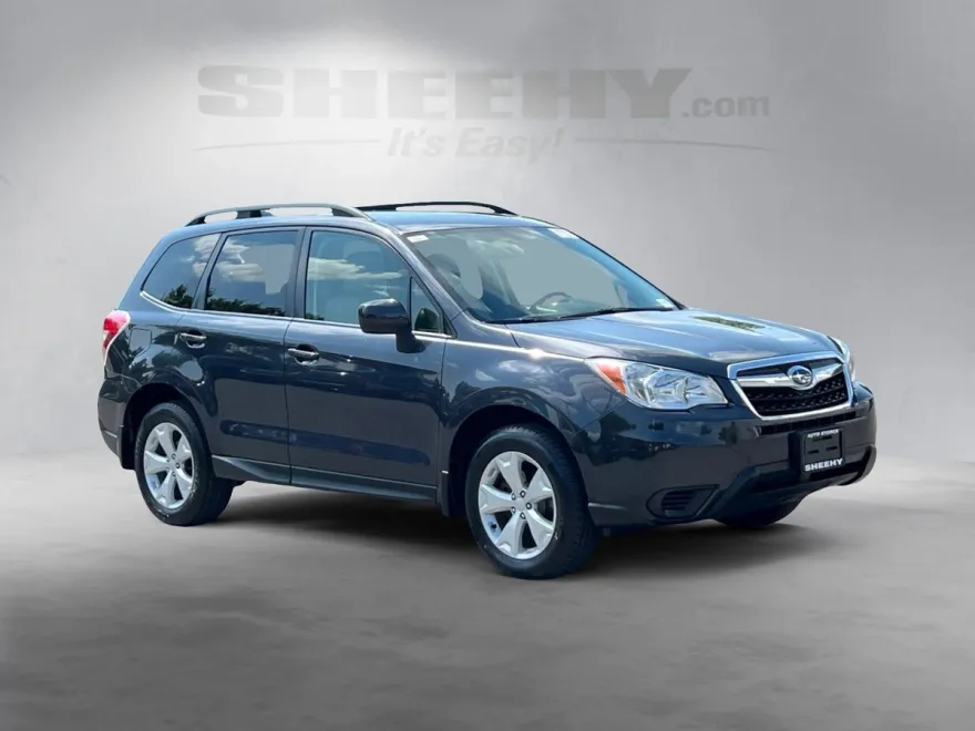 2016 Subaru Forester 2.5i Premium photo 1