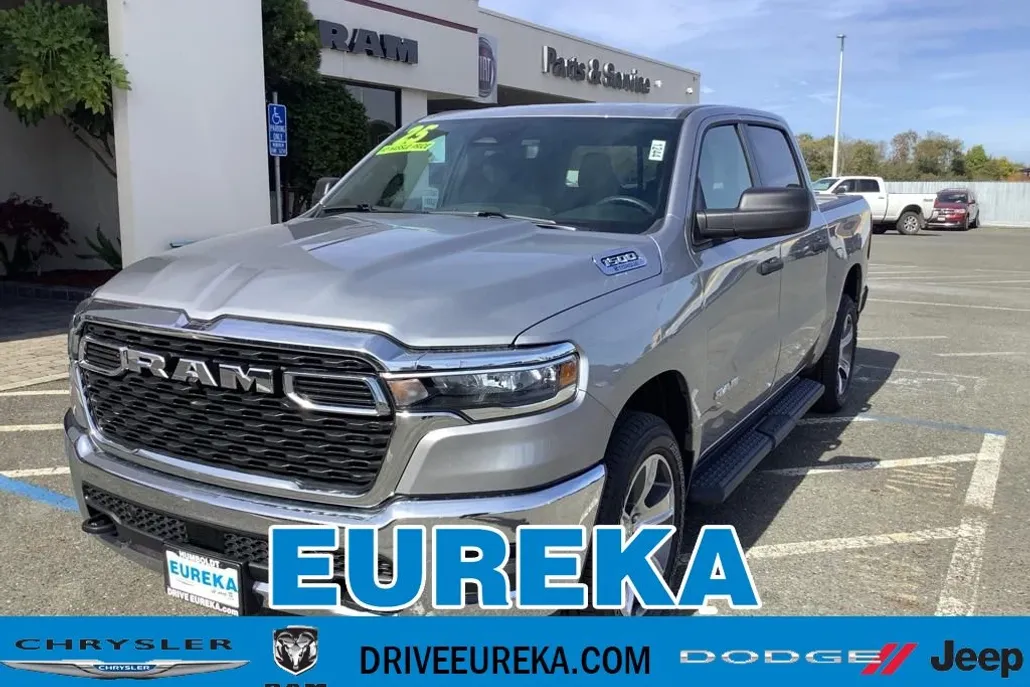 2025 Ram 1500 Tradesman photo 1