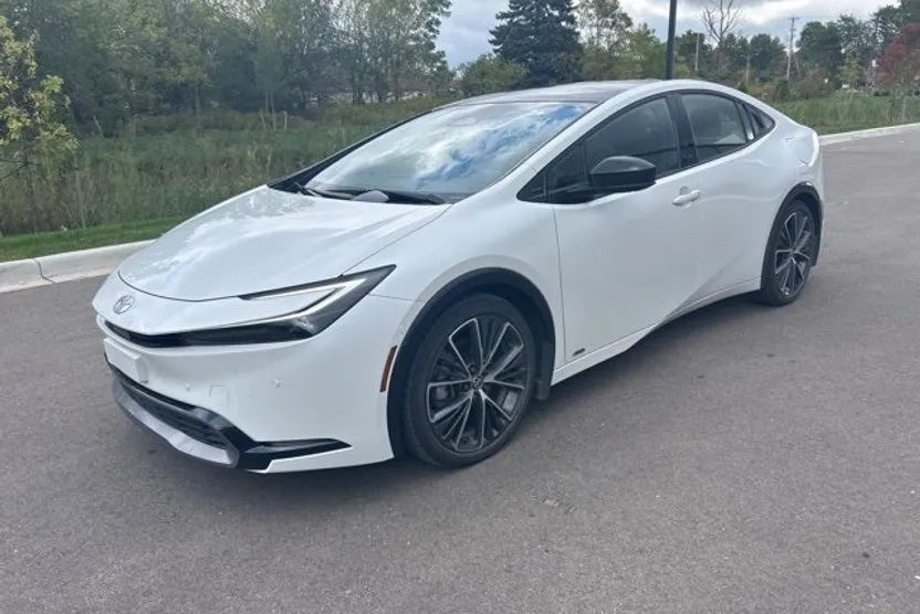 2024 Toyota Prius Limited photo 1