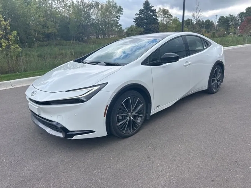 2024 Toyota Prius Limited photo 1