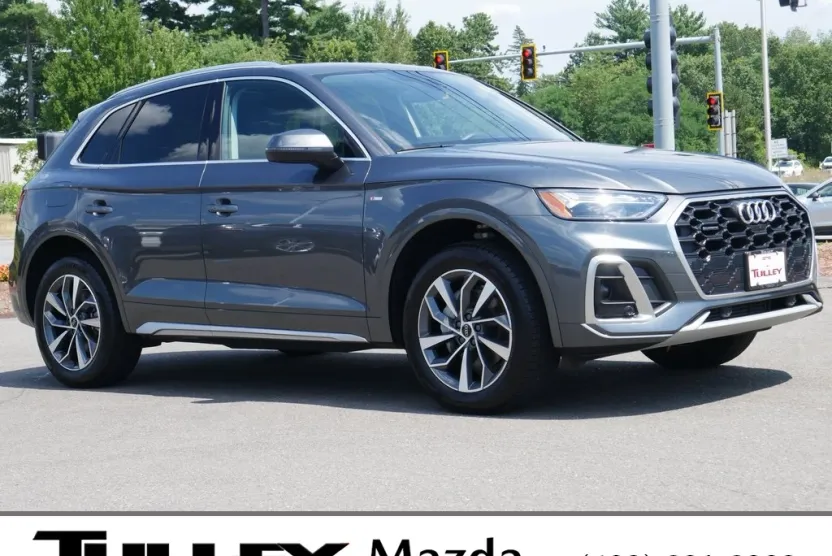 2024 Audi Q5 45 S line Premium photo 1