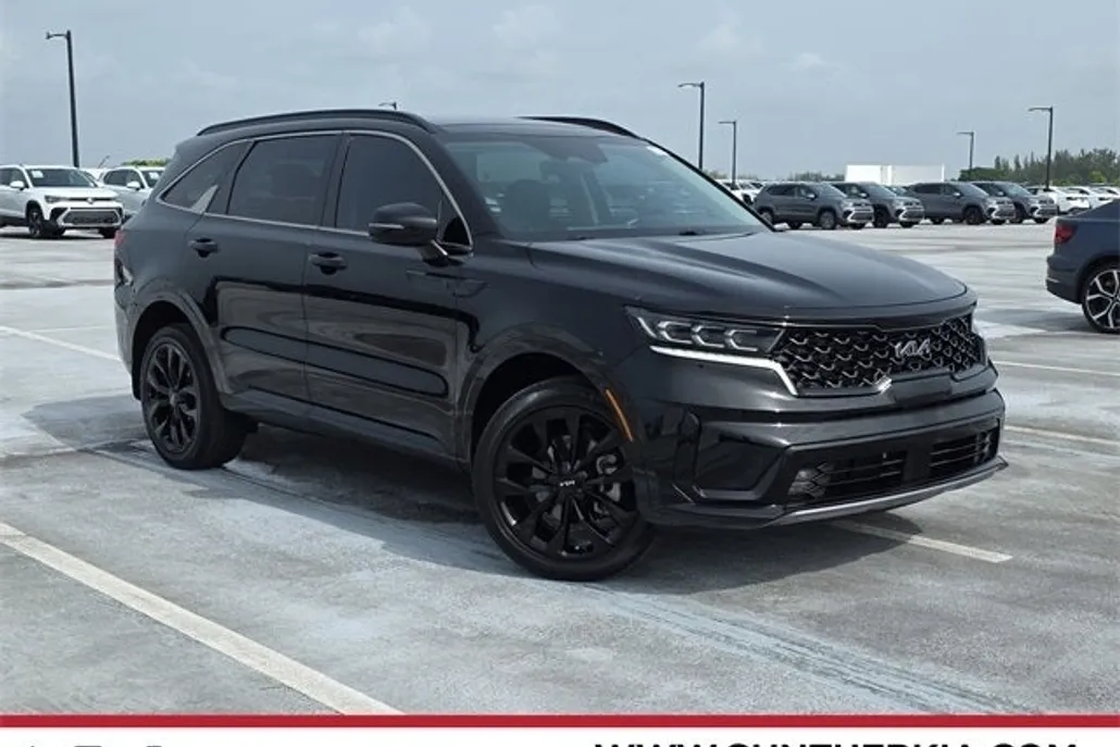 2022 Kia Sorento SX photo 1