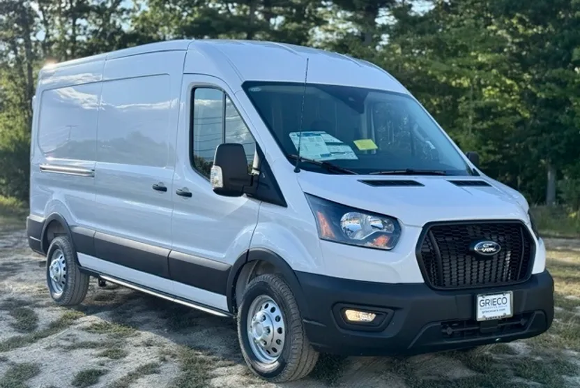 2025 Ford Transit Cargo Van photo 1