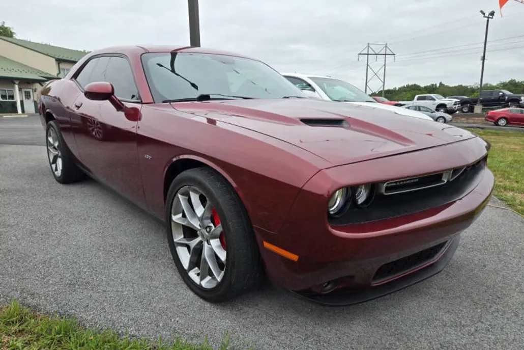 2018 Dodge Challenger GT photo 1