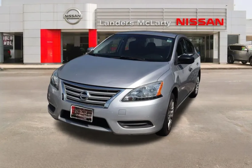 2015 Nissan Sentra SV photo 1