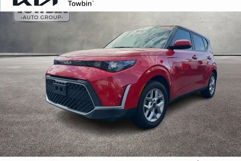 2023 Kia Soul LX S photo 1