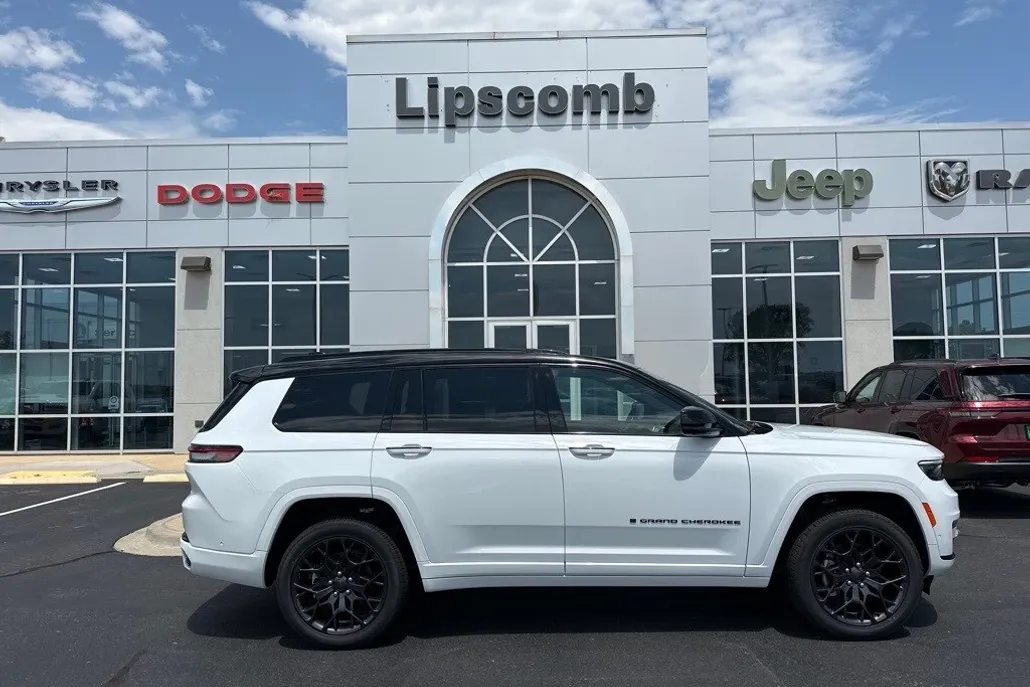 2025 Jeep Grand Cherokee L Summit photo 1