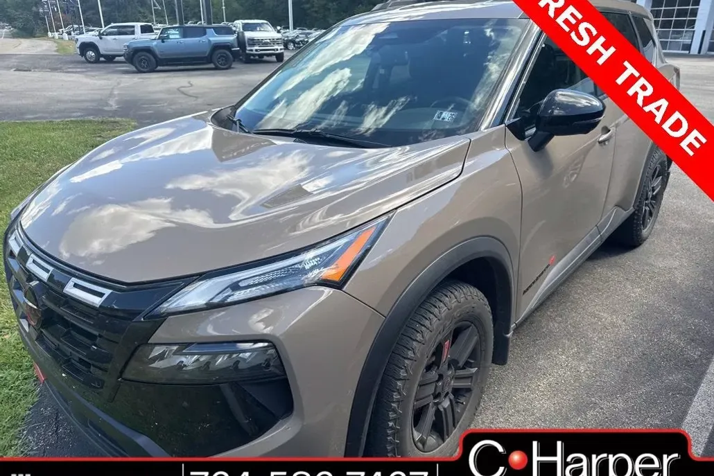 2025 Nissan Rogue photo 1