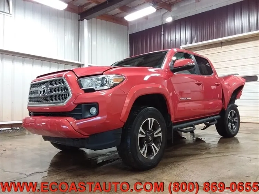 2016 Toyota Tacoma SR5 photo 1