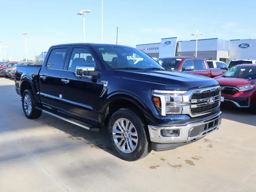 2025 Ford F-150 Lariat photo 1