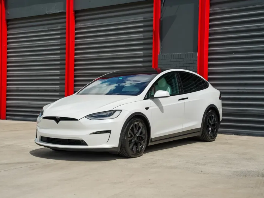 2022 Tesla Model X photo 1