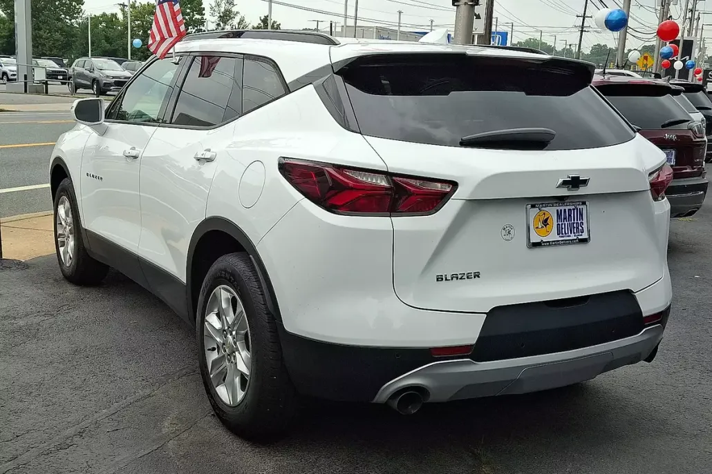 2019 Chevrolet Blazer Base photo 1