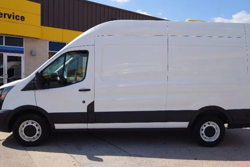 2020 Ford Transit photo 1