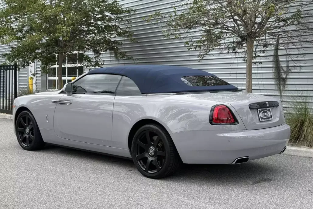 2021 Rolls Royce Dawn photo 1
