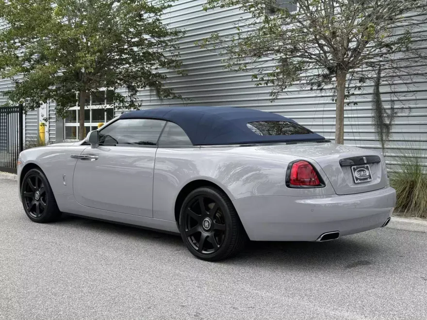 2021 Rolls Royce Dawn photo 1
