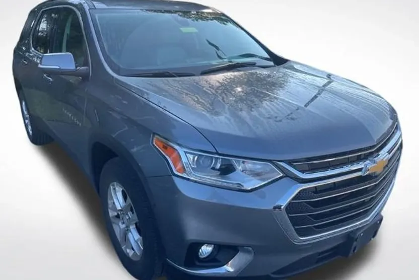 2021 Chevrolet Traverse Leather photo 1