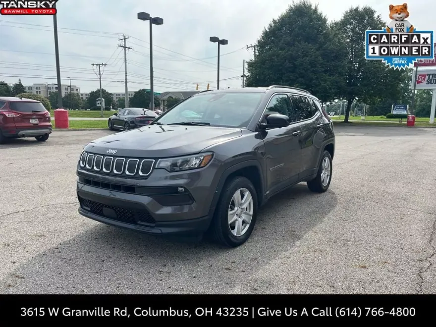 2022 Jeep Compass Latitude photo 1