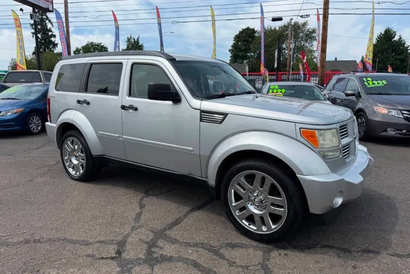 2011 Dodge Nitro Heat photo 1