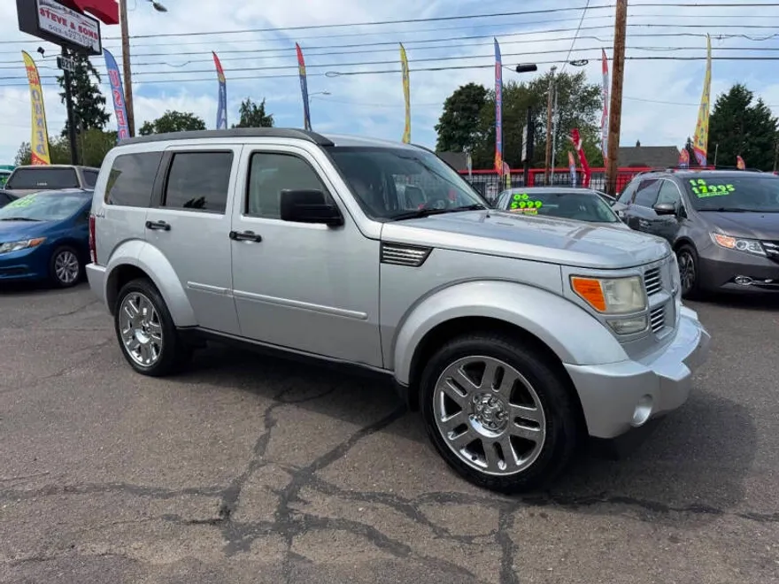 2011 Dodge Nitro Heat photo 1