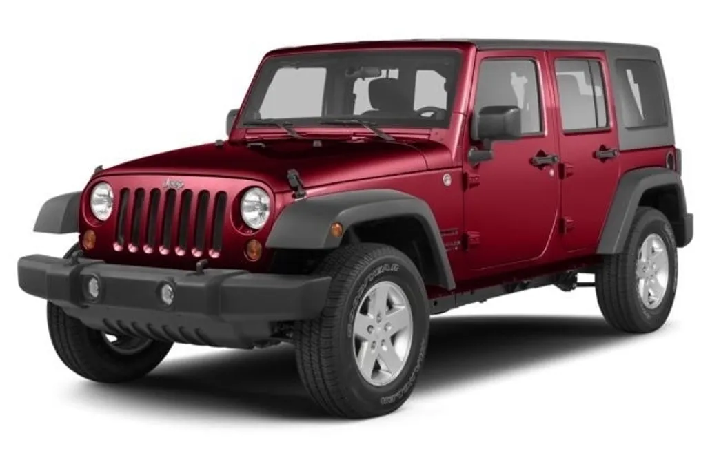 2013 Jeep Wrangler Unlimited Sahara photo 1