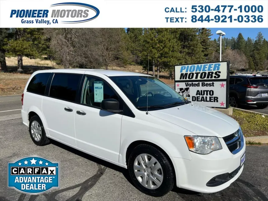 2019 Dodge Grand Caravan SE photo 1