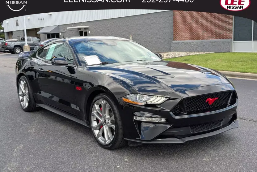 2021 Ford Mustang GT Premium photo 1