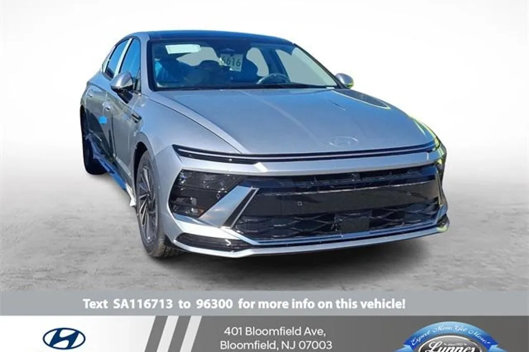 2025 Hyundai Sonata Hybrid Limited photo 1